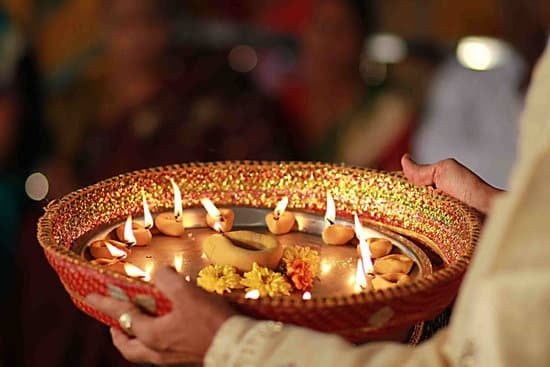 Step-by-step guide on how to add registry to Wedding Wire website