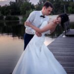 Can I Wear White Pants to a Wedding Reception Can I wear white pants to a wedding reception - Stylish wedding reception outfit with white pants