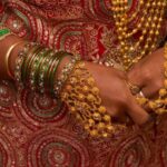 How Much to Tip Your Wedding Florist How Much to Tip Your Wedding Florist: Standard 15-20% of total cost