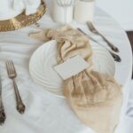 Who Pays for a Wedding Shower Traditionally, the bride's family pays for a wedding shower. WHO PAYS FOR A WEDDING SHOWER