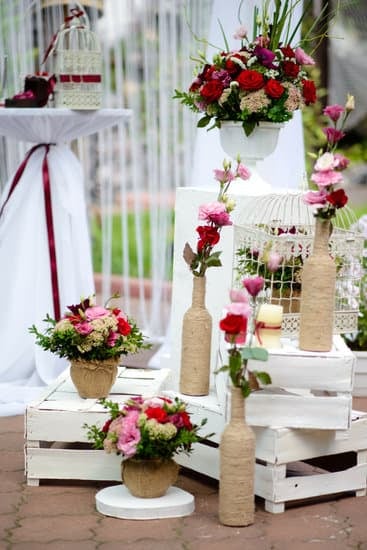 How to Cut Off Wedding Ring 13 Step-by-step guide on how to cut off wedding ring safely and effectively