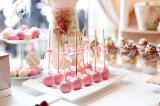 How Much Do Wedding Planners Make an Hour 1 How Much Do Wedding Planners Make An Hour: Salary Insights for Event Coordinators