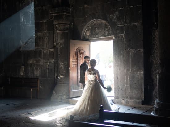 How Much Do Pianists Charge for Weddings 1 How much do pianists charge for weddings - pricing, rates, and fees explained