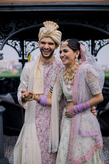 How to Decide Where to Register for Wedding 1 How to Decide Where to Register for Wedding: Tips for Choosing the Perfect Registry Location