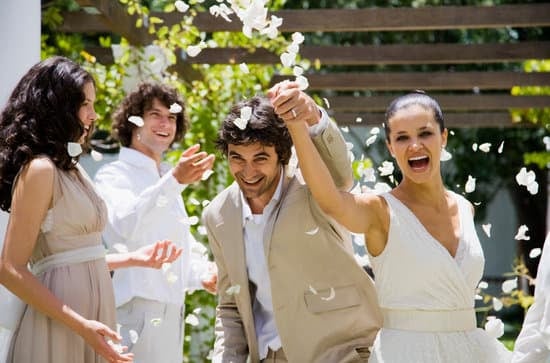 How Do You Address Wedding Save the Dates 1 How do you address wedding save the dates: Essential etiquette guidelines for guests and hosts