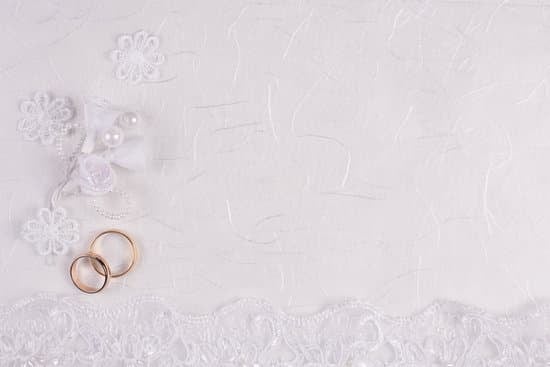 Maroon 5 crashes weddings in 'Sugar' video, surprising happy couples with an unforgettable performance