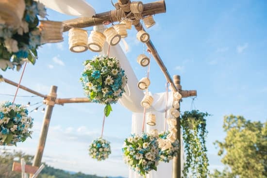 Can You Add a Bustle to a Wedding Dress 11 Adding a bustle to a wedding dress for convenience and style