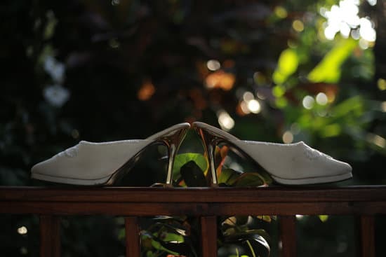 how much does a 60 person wedding cost