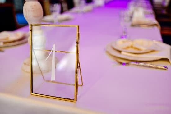 Find stylish, affordable chargers for wedding tables at our online store. Do you need chargers for wedding