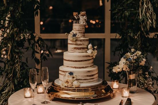How to Cut Wedding Cake 1 How to Cut Wedding Cake: Step-by-step guide for a perfect slice at your celebration