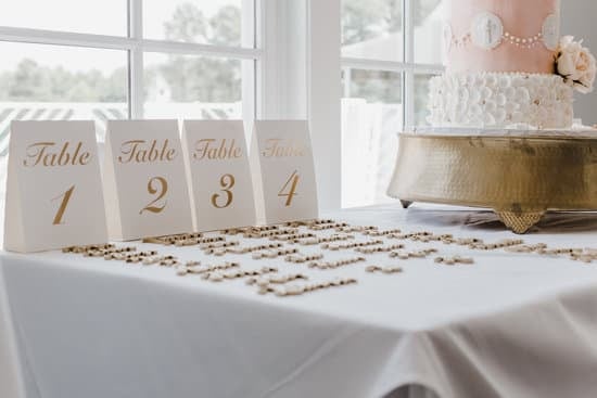 How Much Soda Do I Need for a Wedding 1 How much soda do I need for a wedding: Calculating beverage quantities for your big day