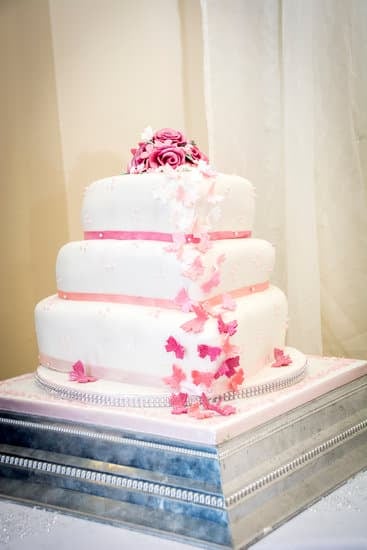 How Much Does a Church Wedding Cost 1 Tips for budgeting and pricing your dream ceremony