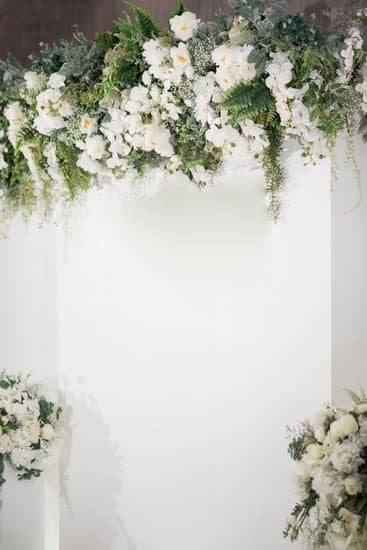 How to Structure Wedding Vows 1 crafting heartfelt promises to each other