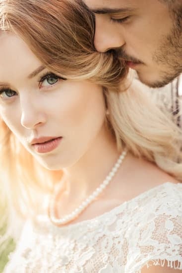 When Is the Wedding Cake Cut - A Joyful Moment for the Newlyweds and Guests