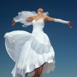 calculate 1.5 drinks per guest