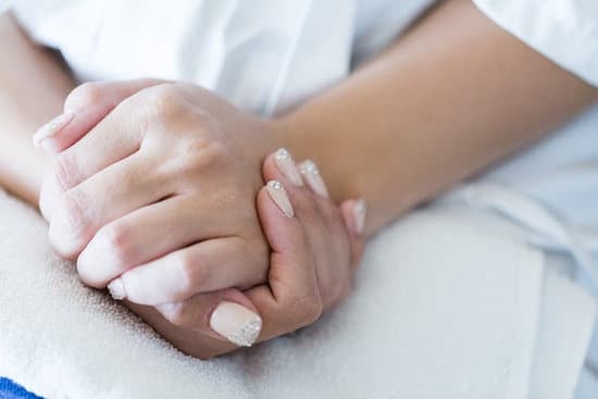 The fourth finger on the left hand is the wedding ring finger