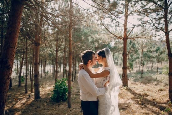 How to Create a Cash Fund for Wedding 1 Step-by-step guide on how to create a cash fund for wedding expenses