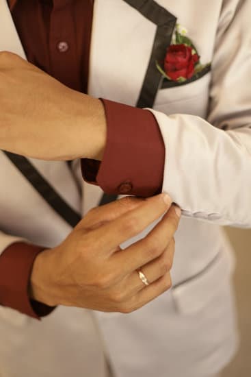 When to Upgrade Wedding Ring 1 Consider milestone anniversaries for a special celebration of love