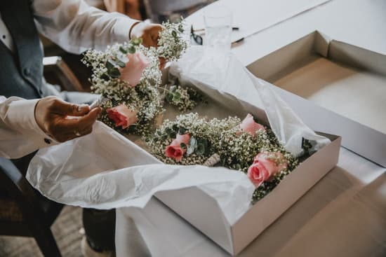 How Much Are Wedding Invitations 1 A Guide to Budget-Friendly Options