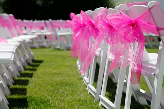 Browse stunning A WEDDING DRESS STORE collections online for your dream gown