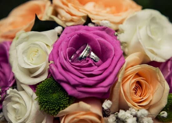 Exploring the symbolism of white weddings, representing purity, new beginnings, and tradition