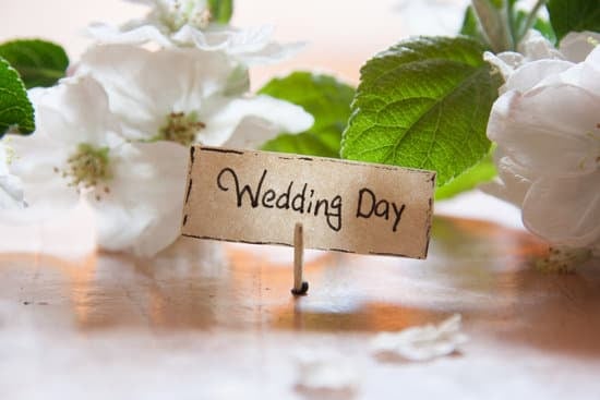 Consider monetary gift amounts for your sister's wedding to show your love and support