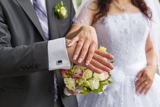 Acrylic Wedding Welcome Sign 15 Elegant, Personalized, and Handcrafted for Your Special Day