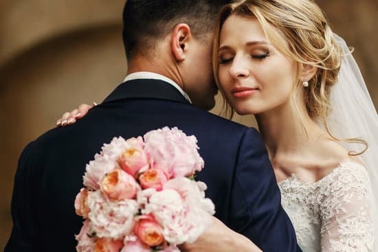 What to Wear to an Evening Wedding 1 elegant gown or stylish cocktail dress