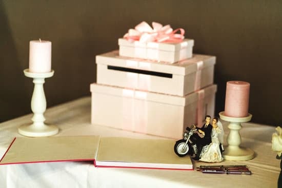 Did Noel Go to Liam'S Wedding 1 Photo of Noel attending Liam's wedding as a proud brother, while guests cheer happily