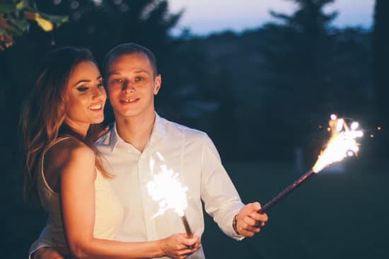 How Much to Put in Wedding Card 1 Consider your relationship and wedding costs for appropriate amount