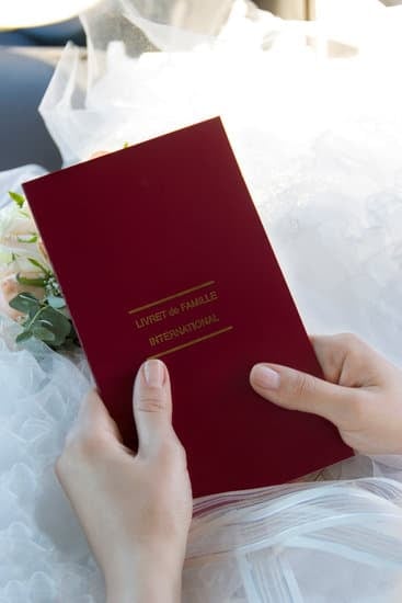 Stylish dresses for a 2nd wedding ceremony with various lengths and styles to choose from