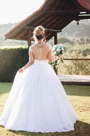 Elegant plus black wedding dresses for modern brides looking for sophistication