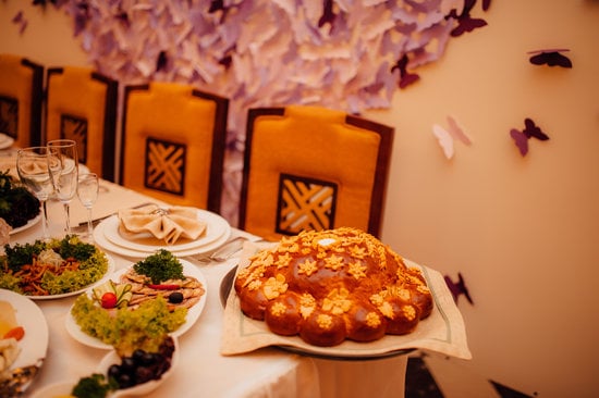 Elegant British Wedding Hats - the perfect accessory for a traditional UK wedding ceremony