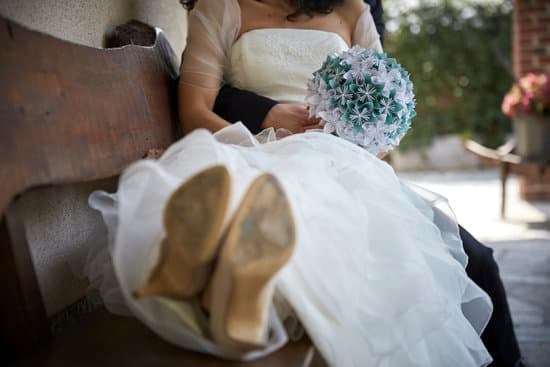 Chic second wedding dresses for a stunning bridal look