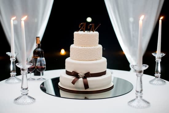 Estimate wedding expenses in Costa Rica. Learn how much is a wedding in Costa Rica